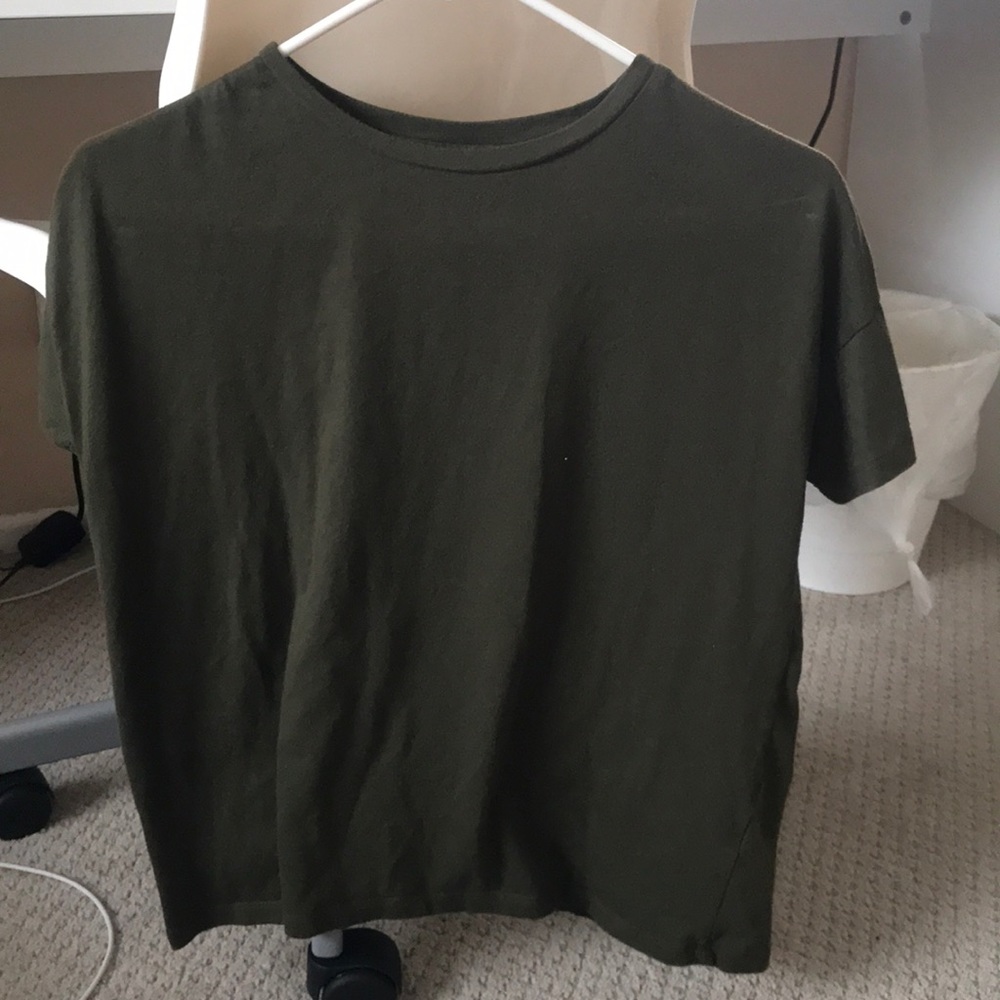 Tee shirt